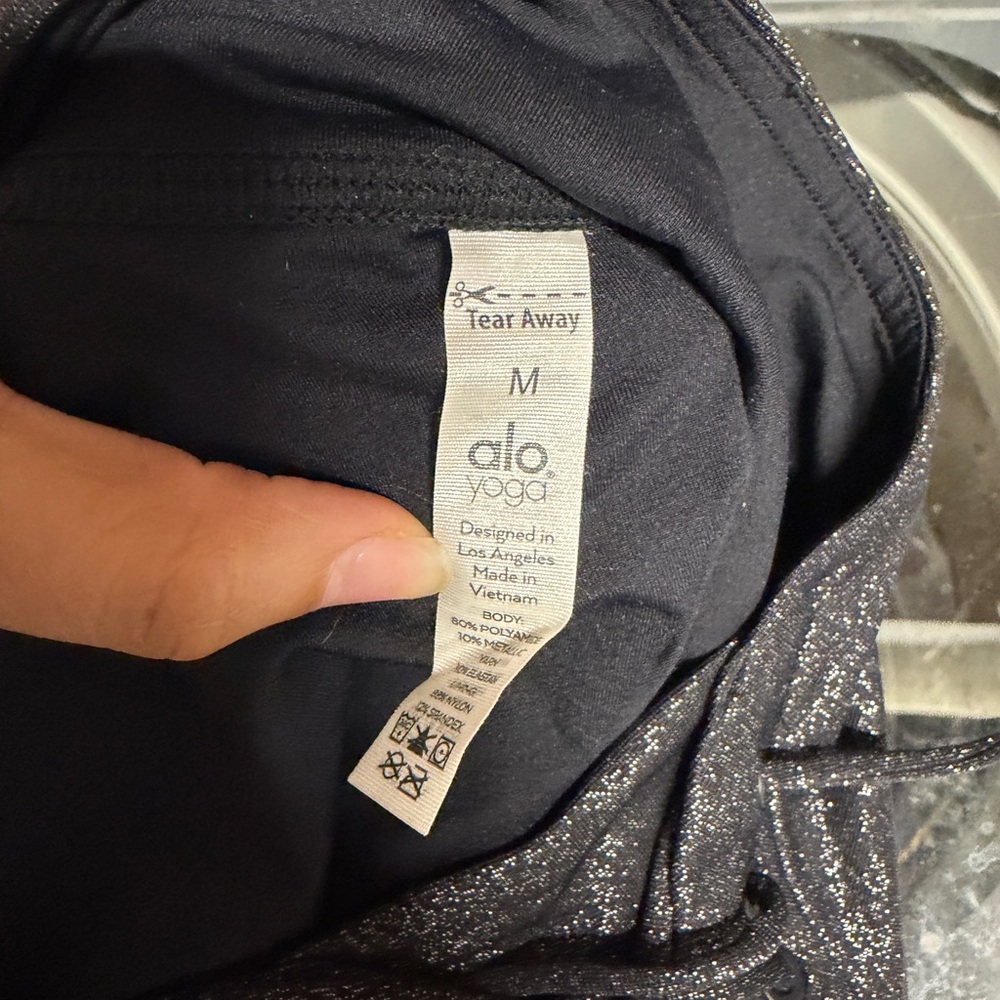 ALO Yoga Women's charcoal glitter high rise bike shorts - Picture 5 of 7